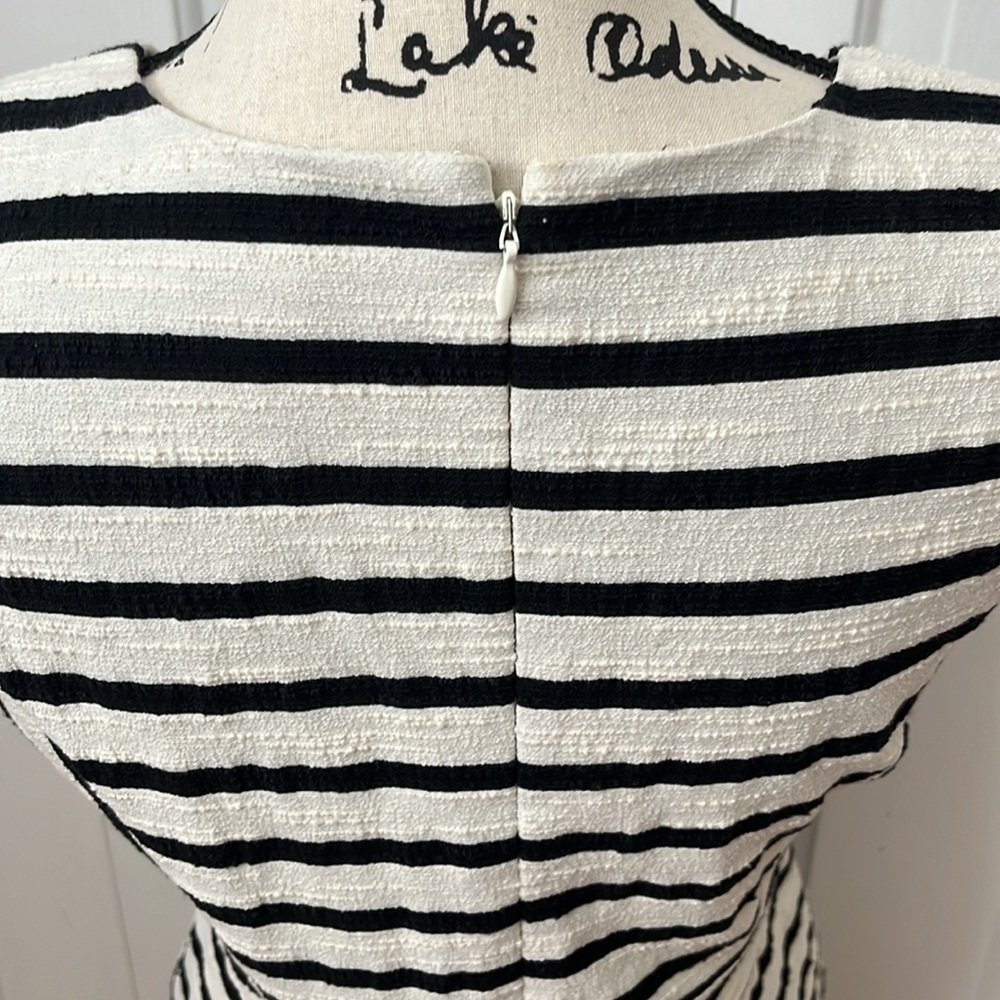 NWT Ann Taylor Black & Cream Striped textured dress Sz 8 Petite - Picture 9 of 11